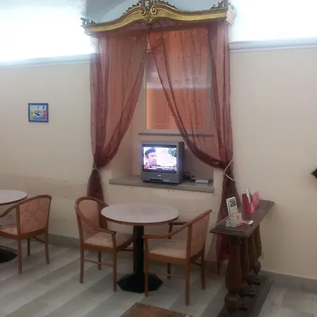 Center 2 Roma