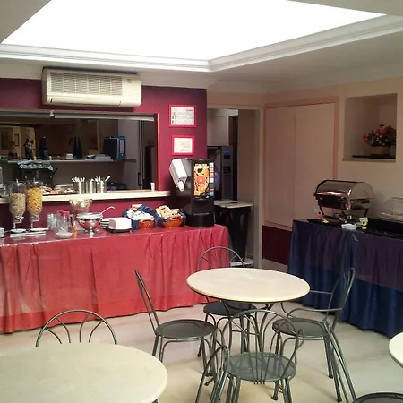 Center 2 3* Roma
