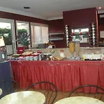Center 2 Hotel