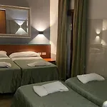 Center 2 Hotel