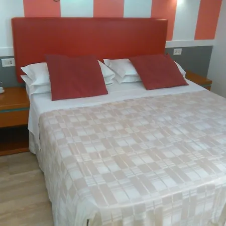 Center 2 Hotell