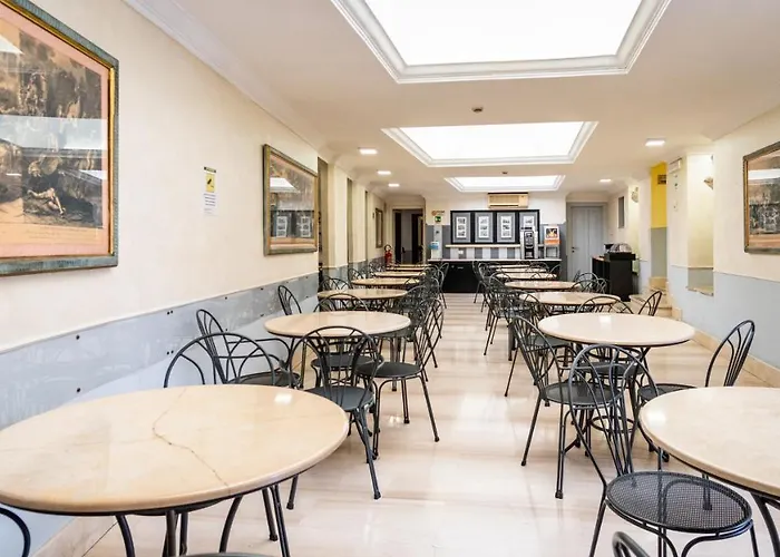 Center 2 רומא