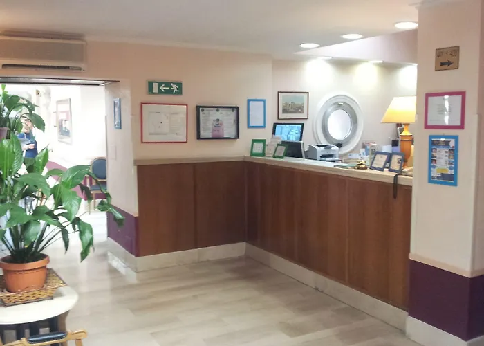 Center 2 Szálloda 3*