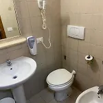 Center 2 Hotel