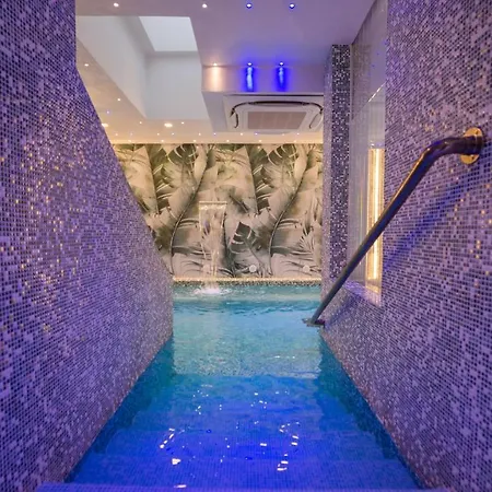 Center 2 Hotel Rome