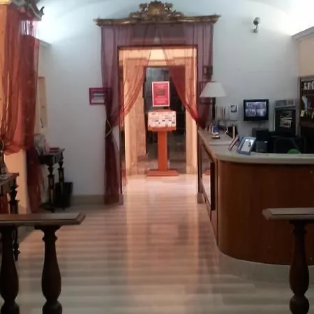 Center 2 3*