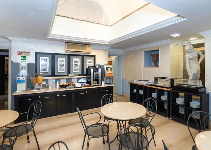 Center 2 3* רומא