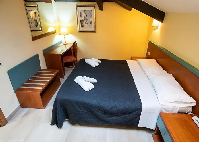 Center 2 3* רומא