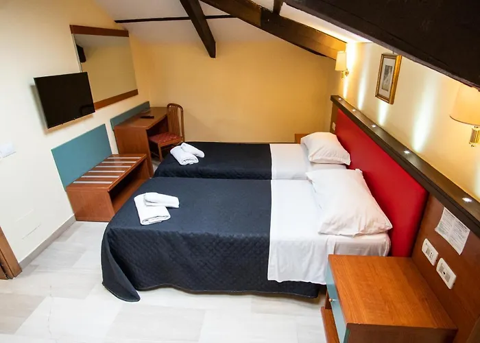 Center 2 3* רומא