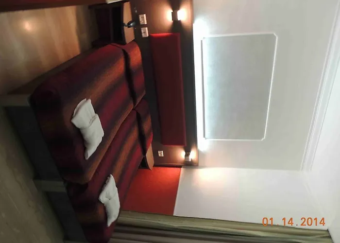 Center 2 3* רומא